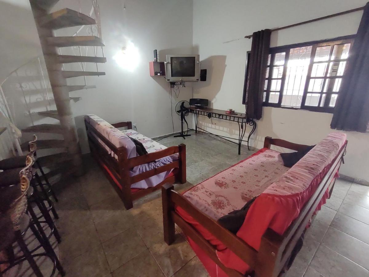 Casa temporada Peruibe 1200m praia com Wi-Fi Peruíbe Exterior foto
