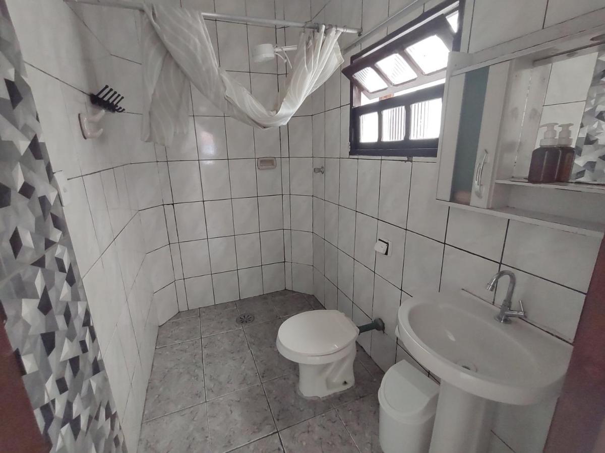 Casa temporada Peruibe 1200m praia com Wi-Fi Peruíbe Exterior foto
